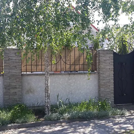 Guest house Домик На Набережной *